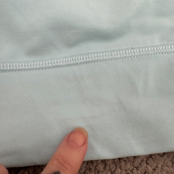 Lululemon Energy Sports Bra Size 6 Light Blue Cross Strap - Picture 4 of 7